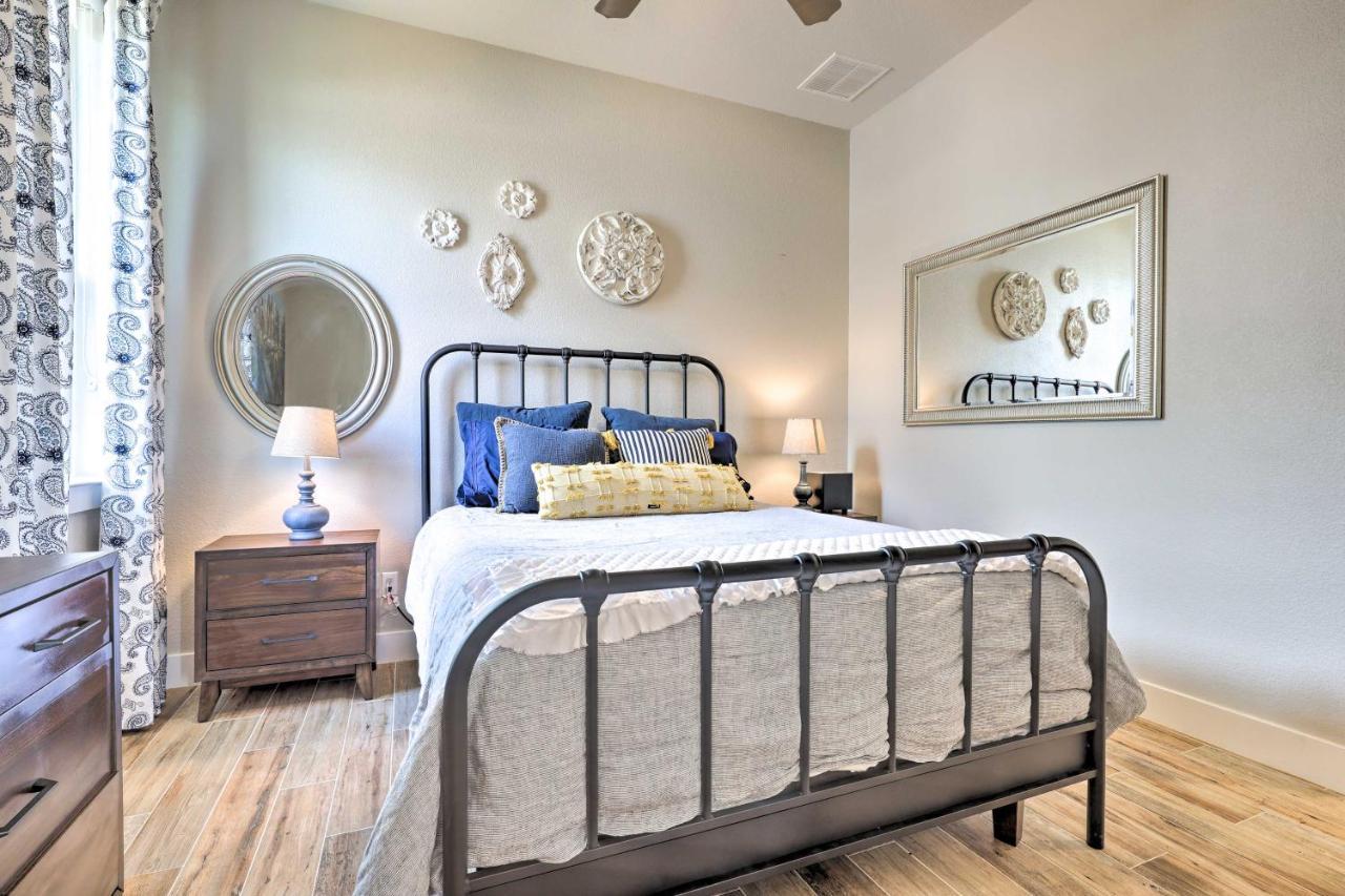 Upscale Austin Area Escape Families Welcome! Dış mekan fotoğraf